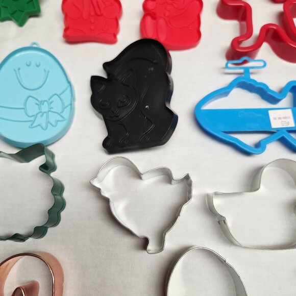 Vintage Cookie Cutters -  Lot of 25 - Picture 5 of 14